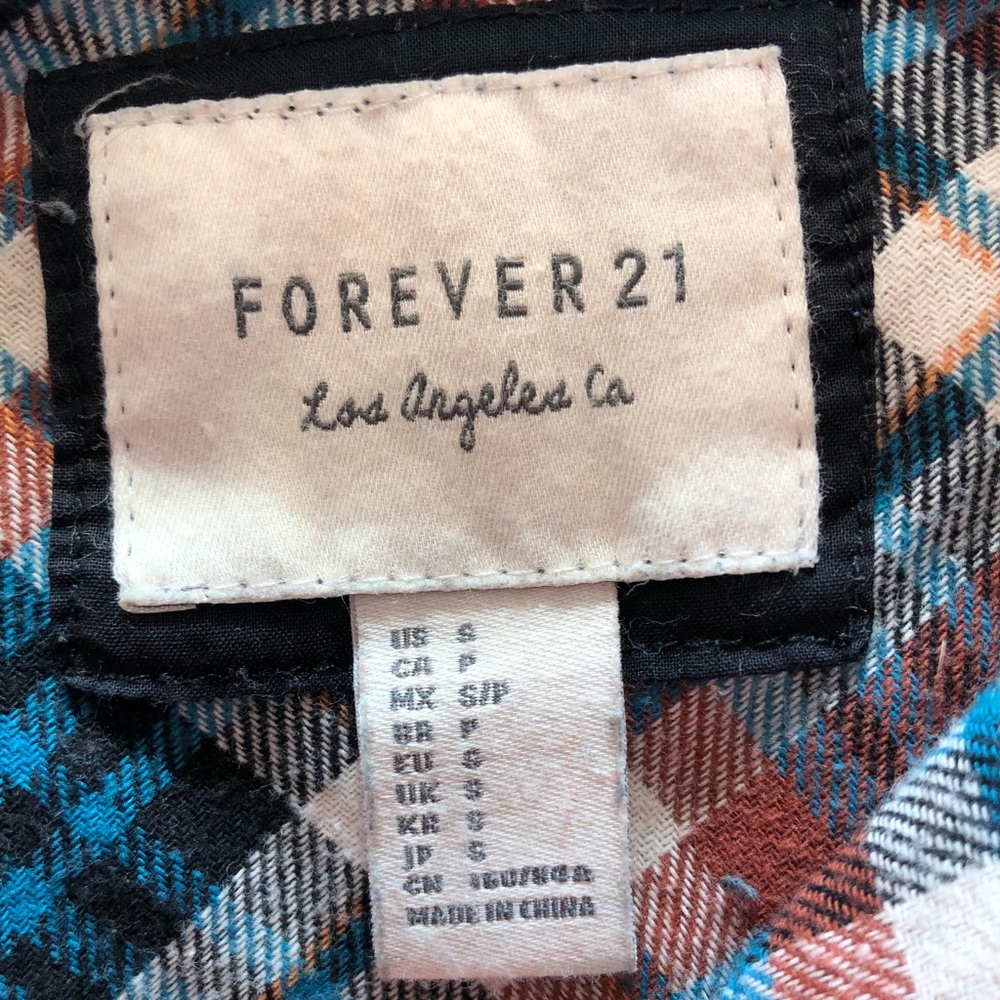 Snap button flannel